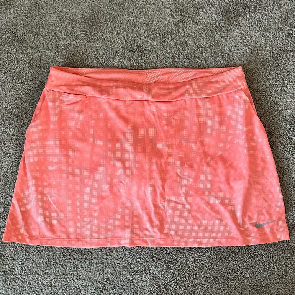 Nike Dri-Fit Skort - Coral and White - Size: XXL